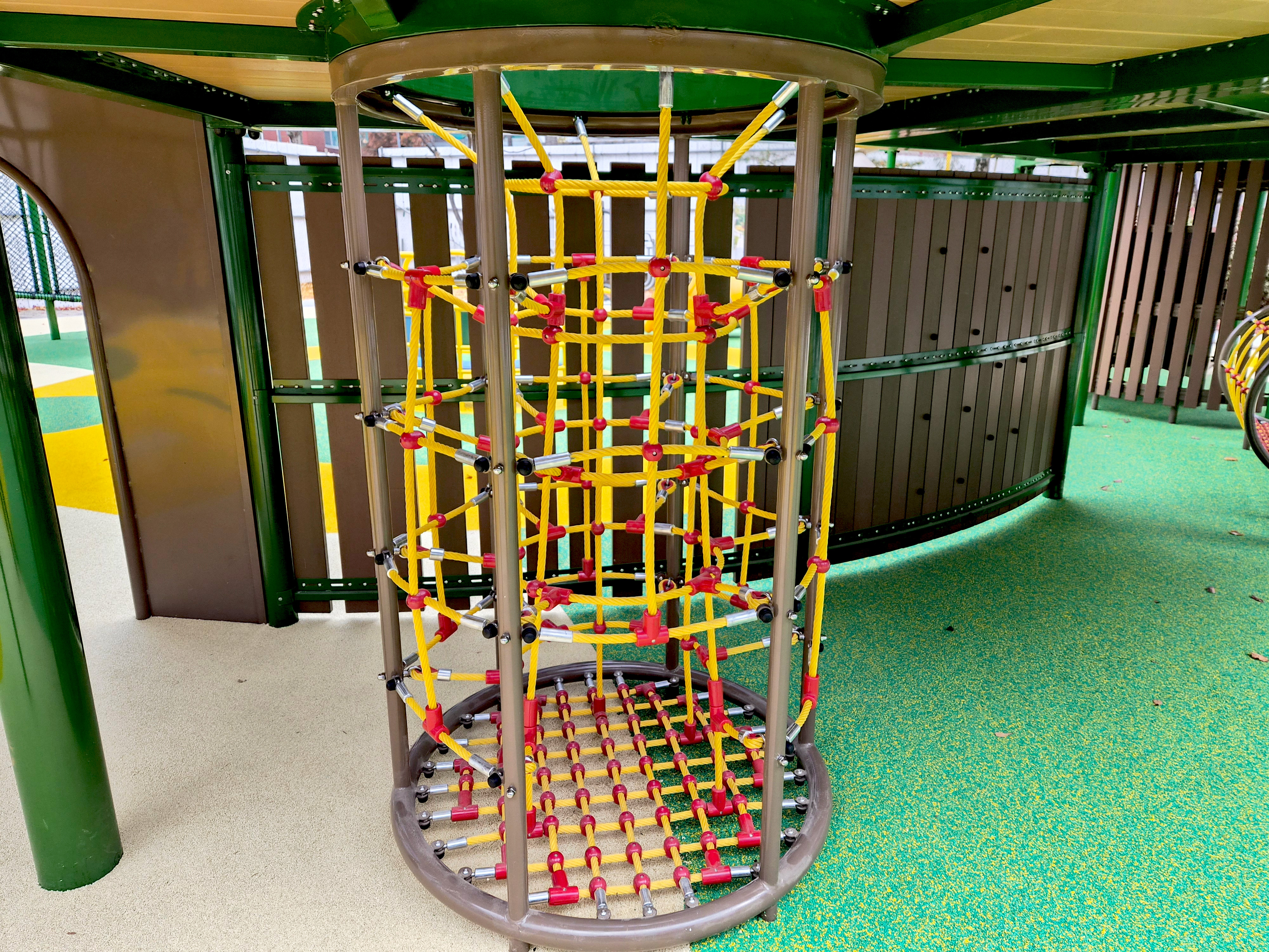 4f8a045775104f06f43183488fd27a59_1764222065_5984.jpg